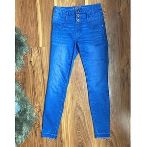 High Rise Sculpting Jeans